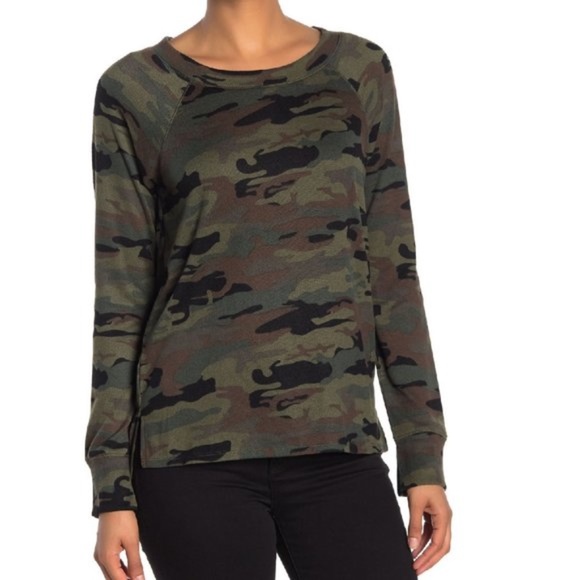 Sanctuary Sweaters - Sanctuary printed camo crew neck  knit sweater NWT